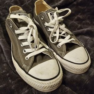 Gray Converse Sneakers sz 7.5